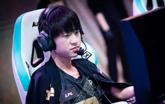 LOL历史首位世界冠军上单因病去世，年仅36岁引发广泛哀悼